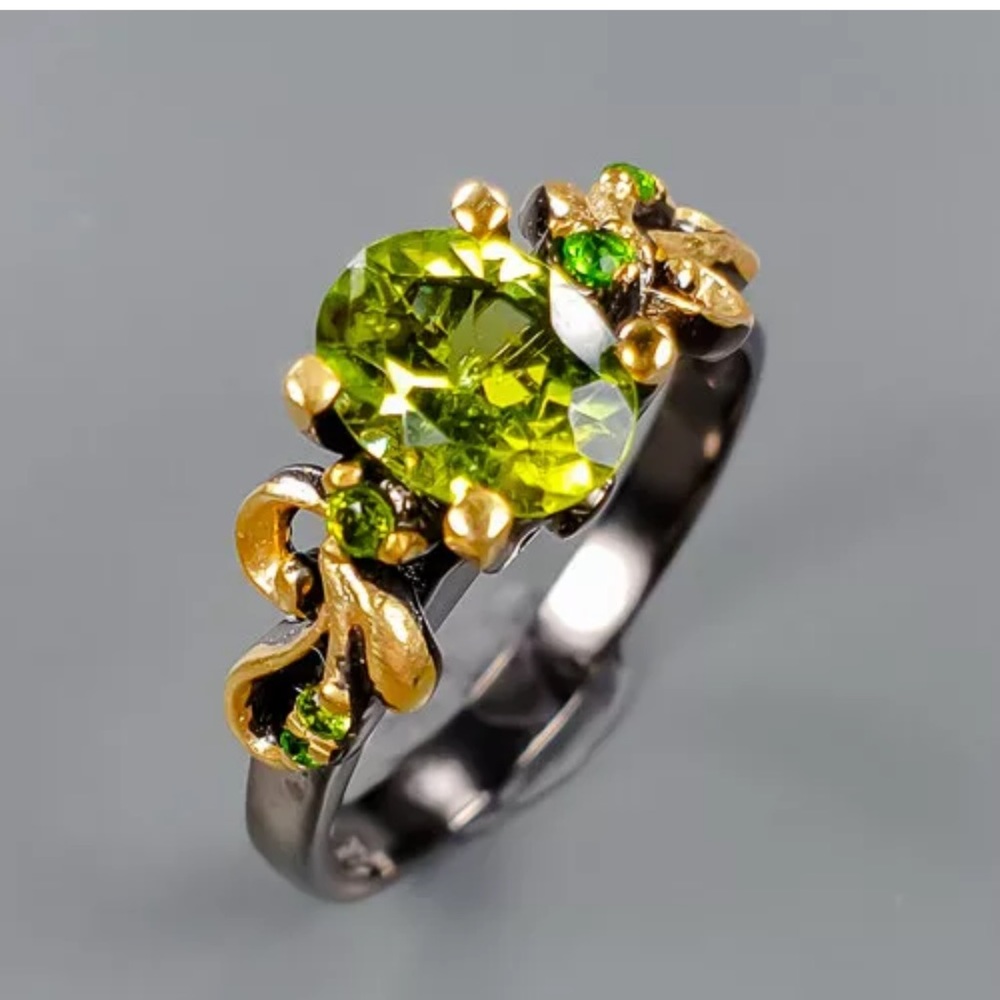 Peridot Diopside Ring